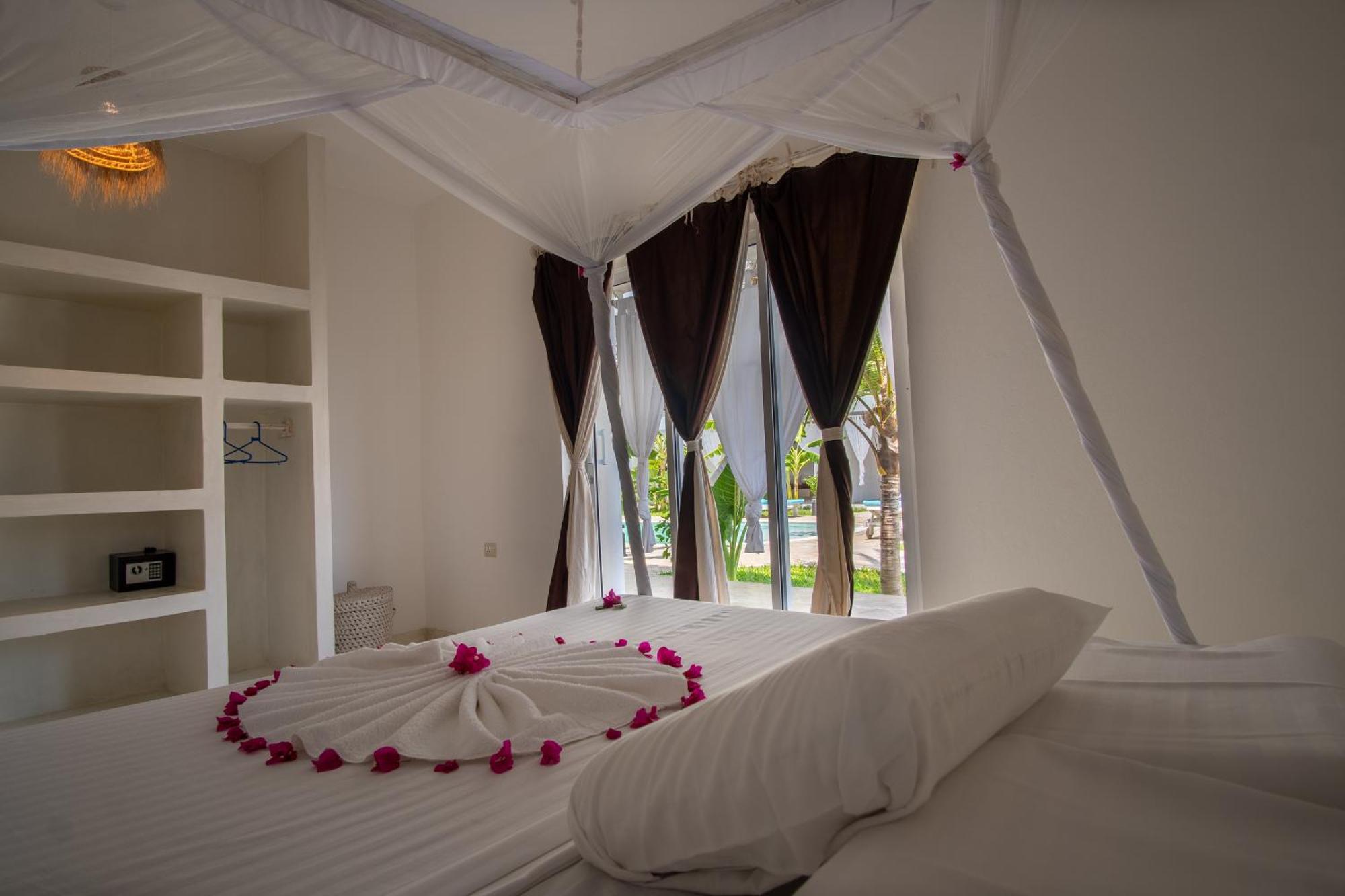 Rafiki Tamu Residential Resort วาตามู ภายนอก รูปภาพ