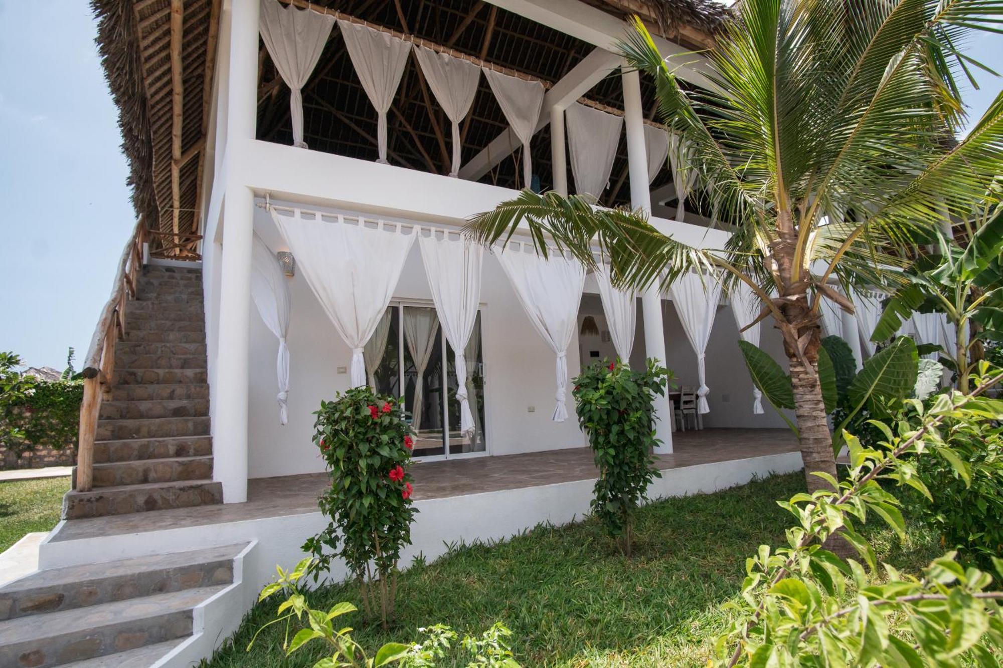 Rafiki Tamu Residential Resort วาตามู ภายนอก รูปภาพ