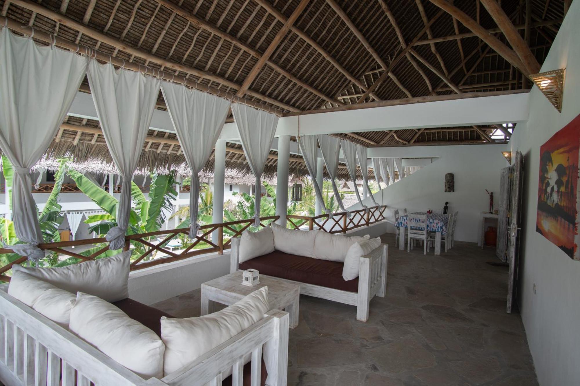 Rafiki Tamu Residential Resort วาตามู ภายนอก รูปภาพ
